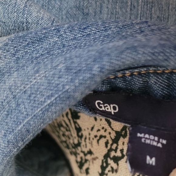 Gap Denim Jean bleached shirt Medium - Picture 7 of 7